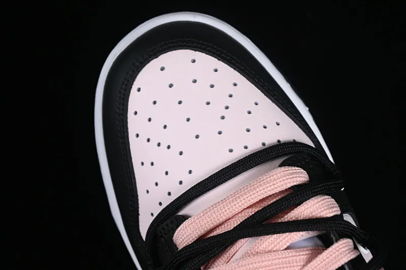 All Categories Nk SB Dunk Series Nk SB Dunk Low Low-top Sneakers Nk Dunk Low Tokyo Raspberry Black Pink Customized Deconstructed Strap Casual Sneakers CW1590-100